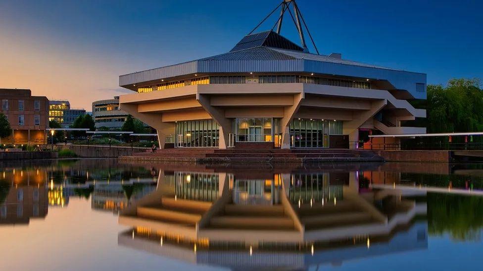 Building of York University